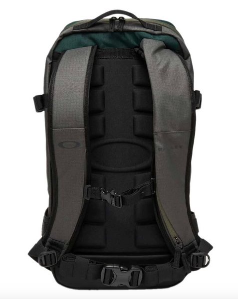 Oakley Peak RC 18L Backpack New Dark Brush