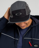 Oakley Latitude Arc Cap Blackout